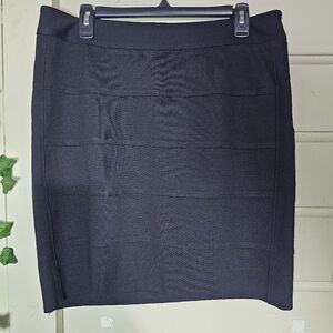 White House Black‎ Market Classic Black Pencil Skirt